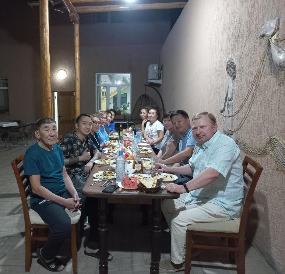 חיווה Caravan Hotel מראה חיצוני תמונה
